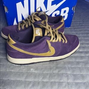 Vintage Sb Dunk!! Crown Royal Sb dunk Men’s size 10.5